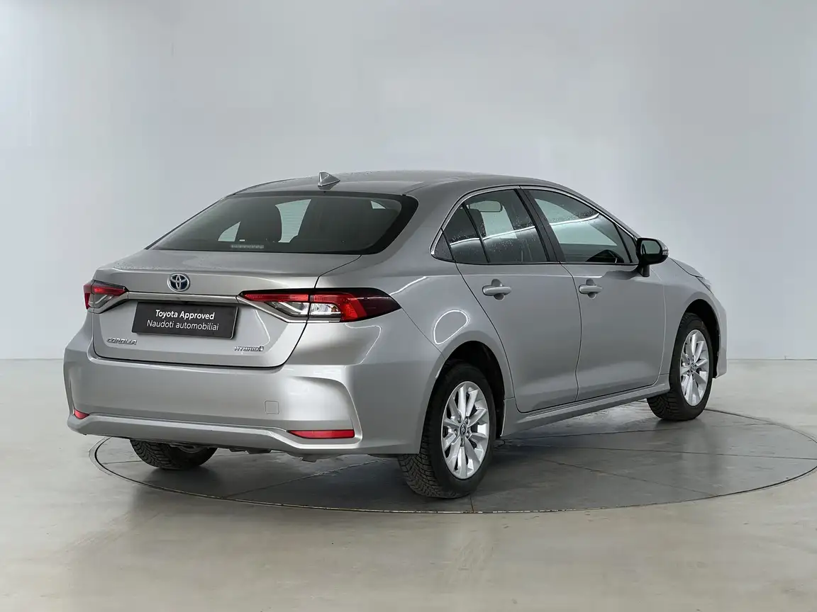 TOYOTA COROLLA