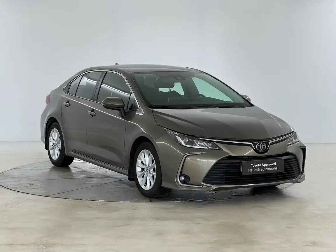 TOYOTA COROLLA