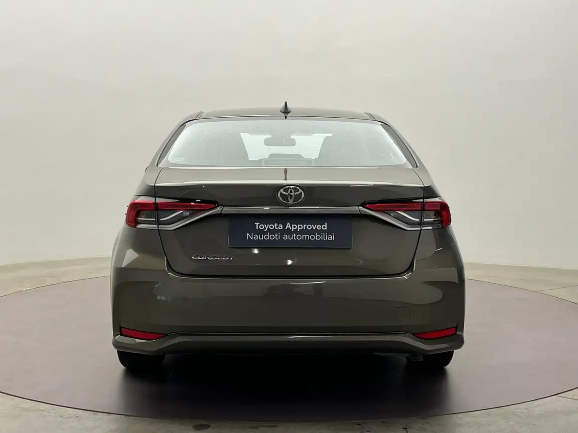 TOYOTA COROLLA