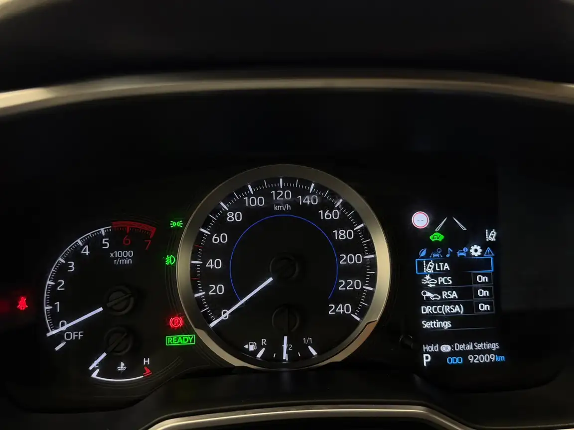 TOYOTA COROLLA