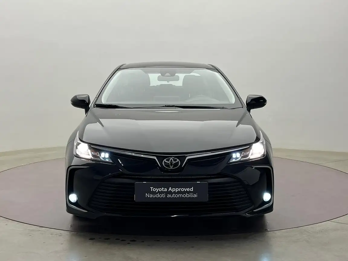 TOYOTA COROLLA