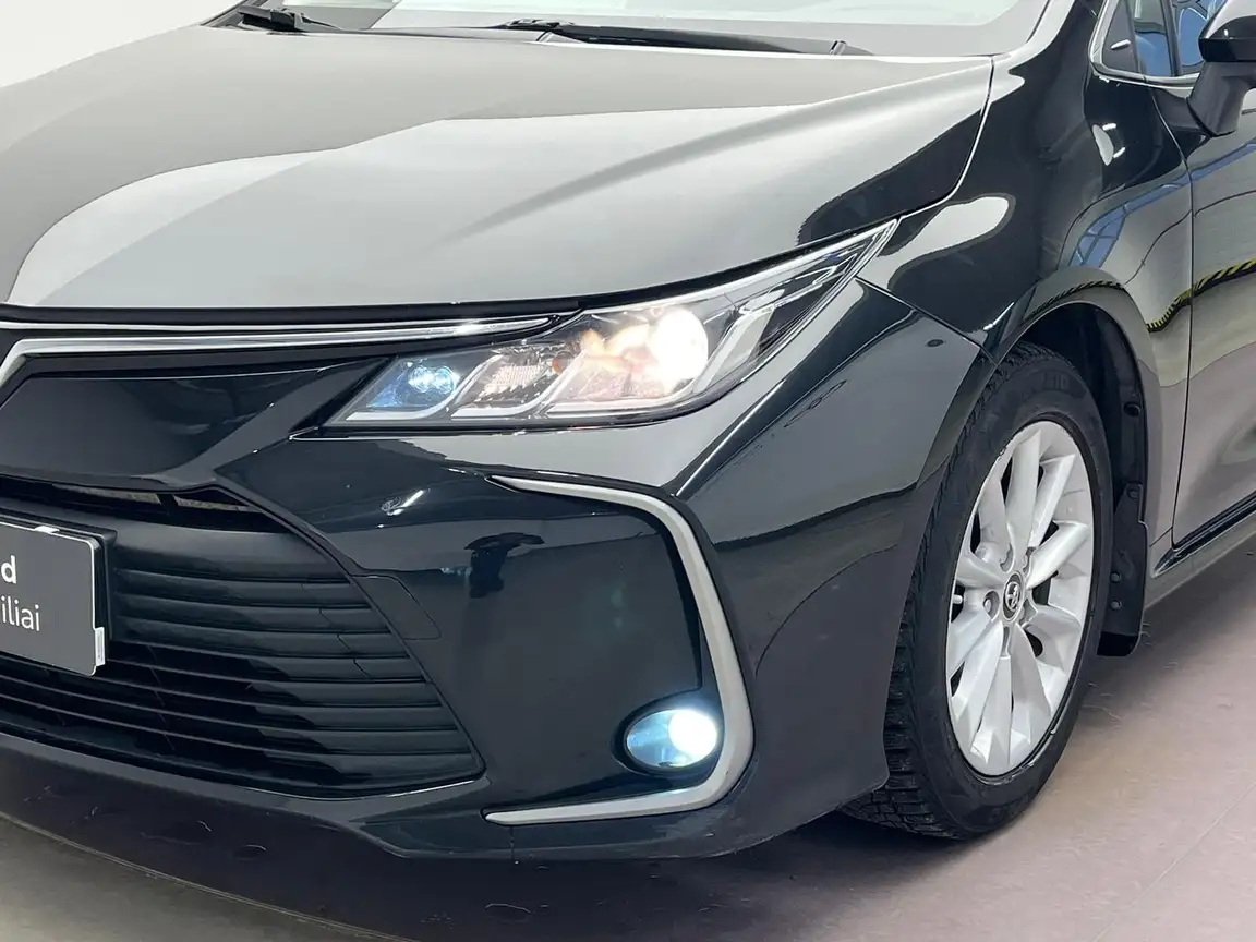 TOYOTA COROLLA