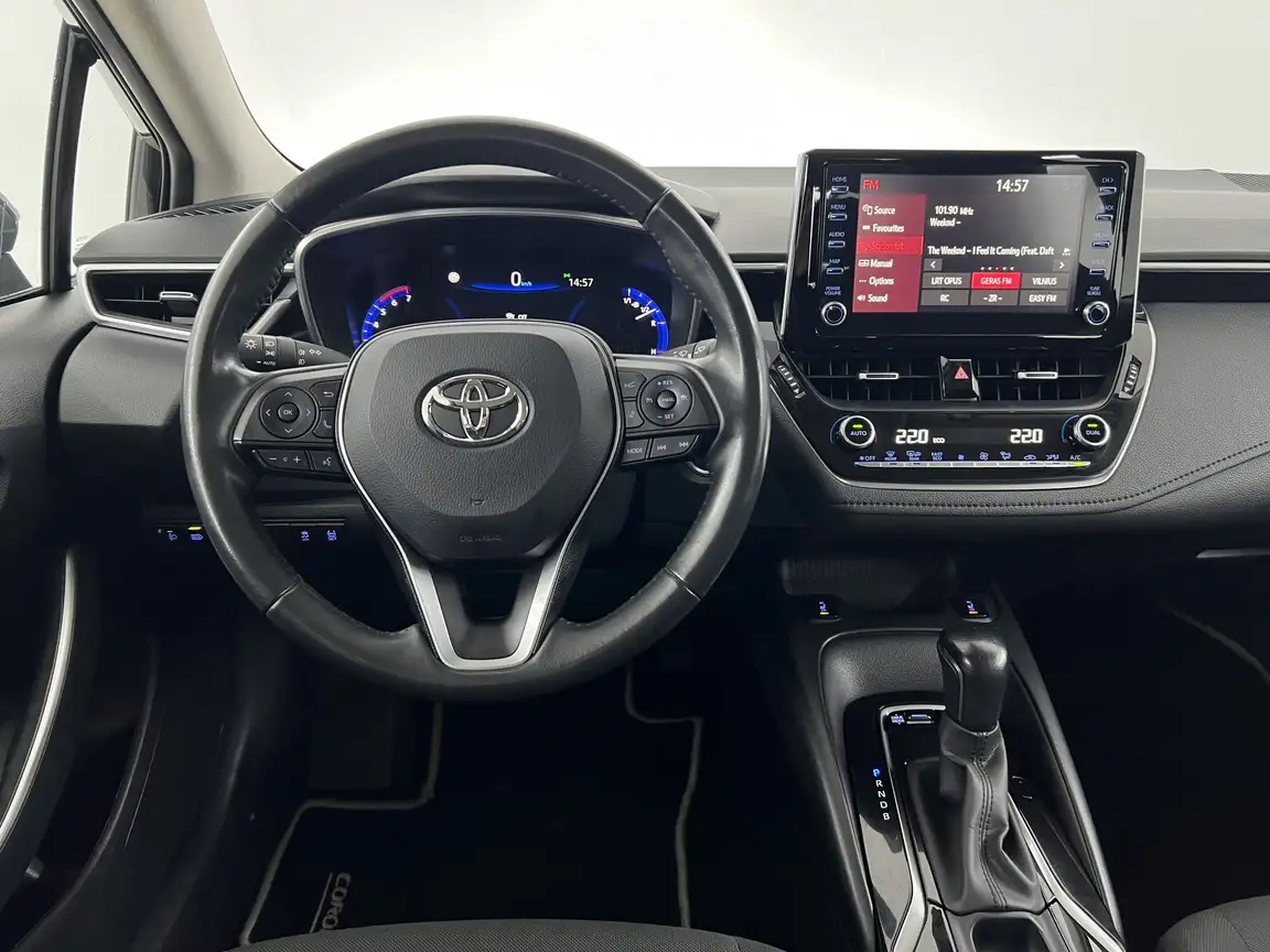 TOYOTA COROLLA