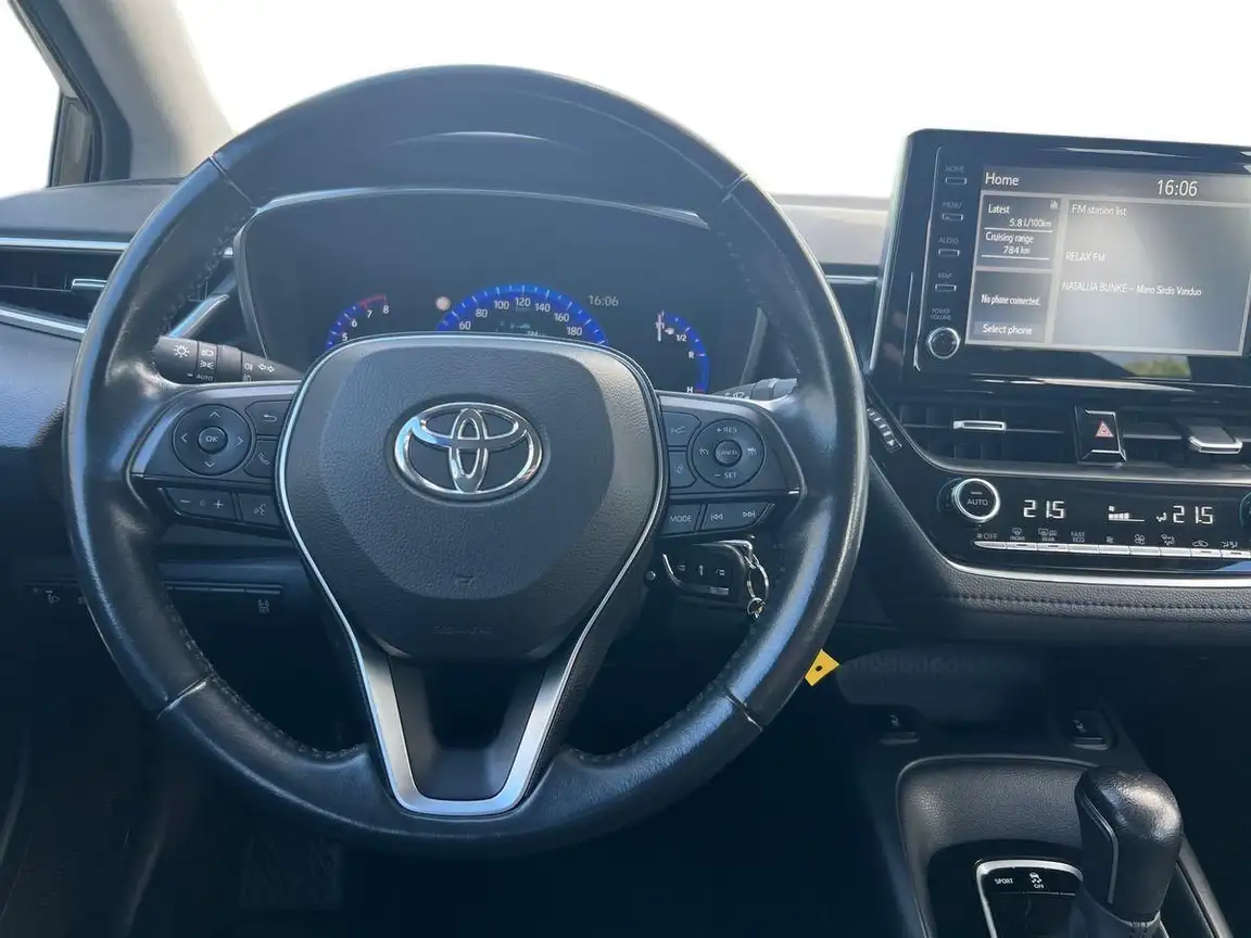 TOYOTA COROLLA