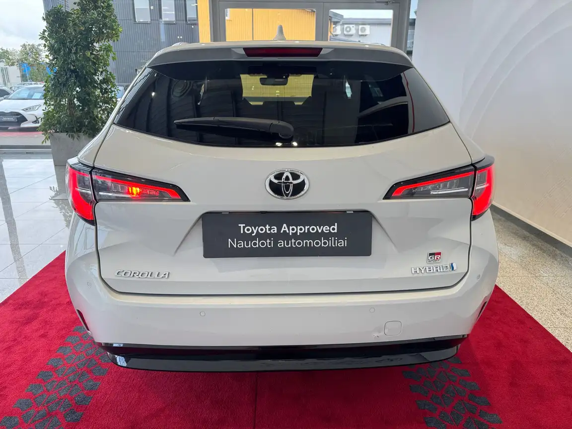 TOYOTA COROLLA