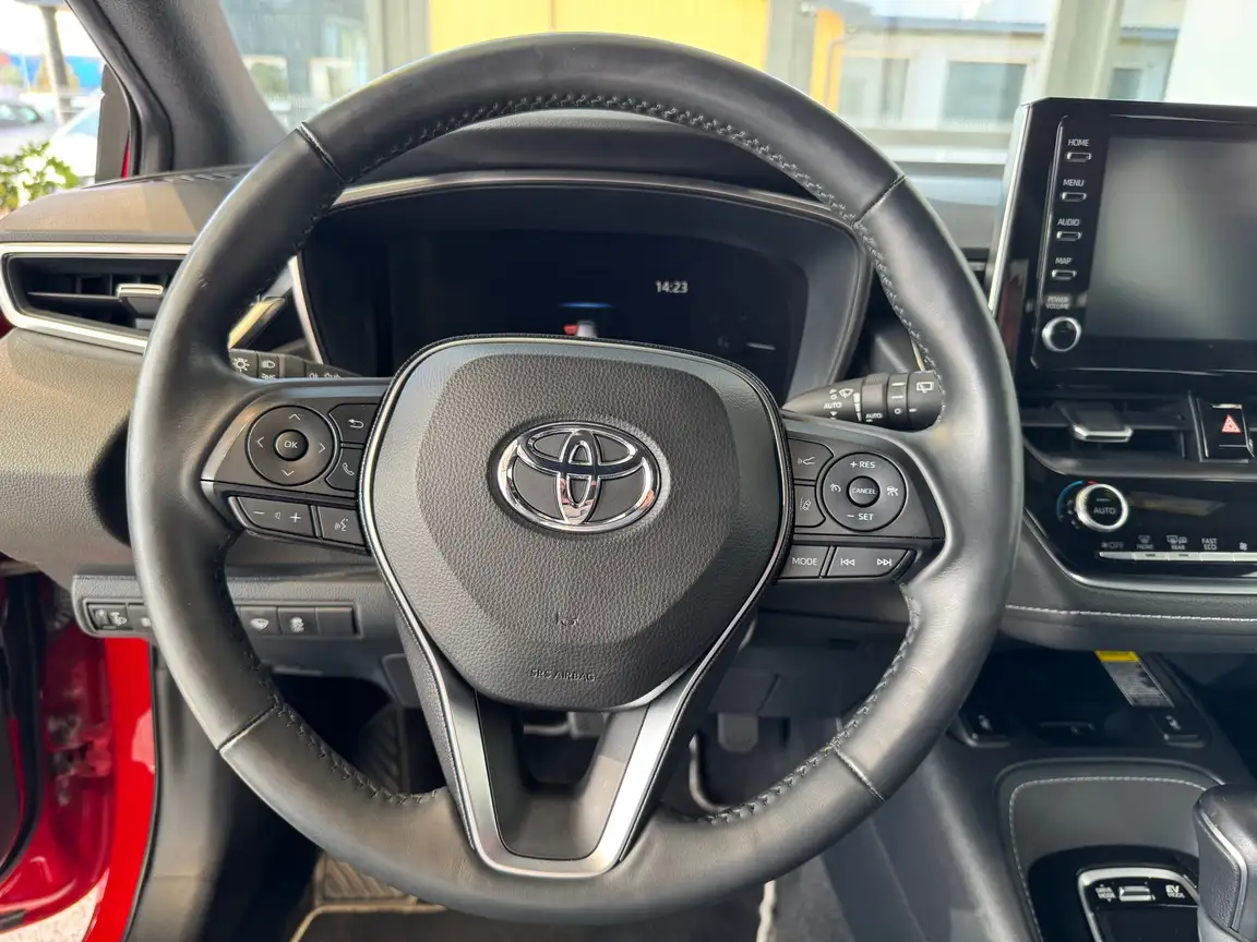 TOYOTA COROLLA