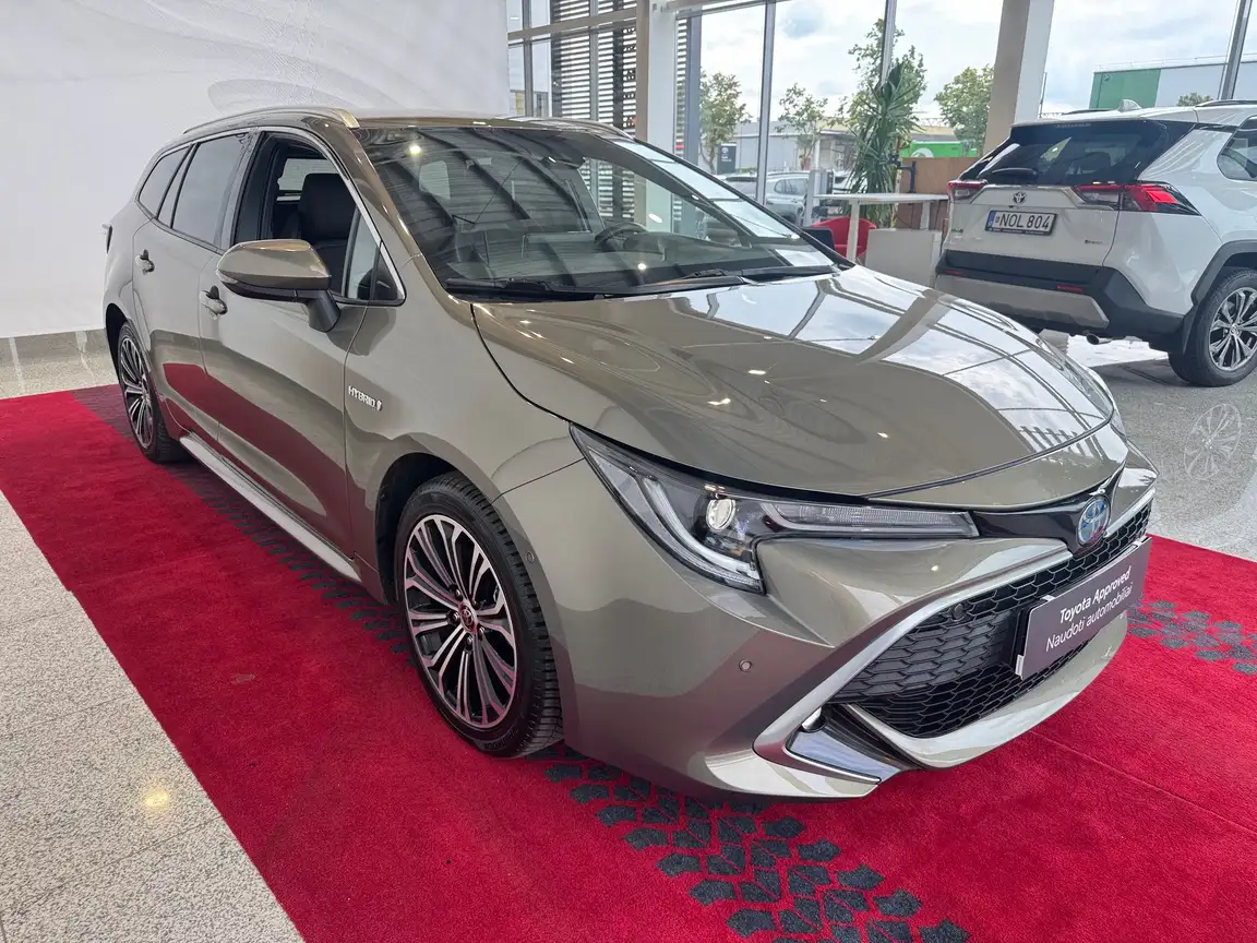 TOYOTA COROLLA