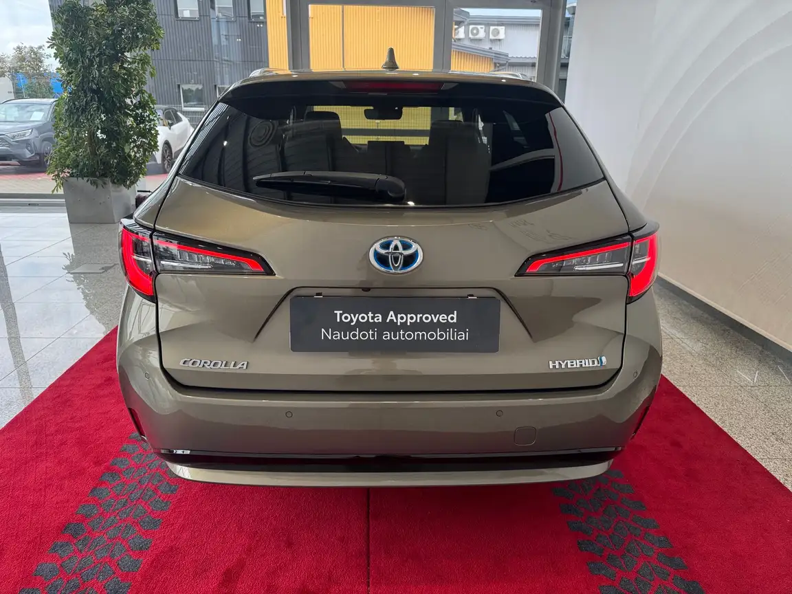 TOYOTA COROLLA