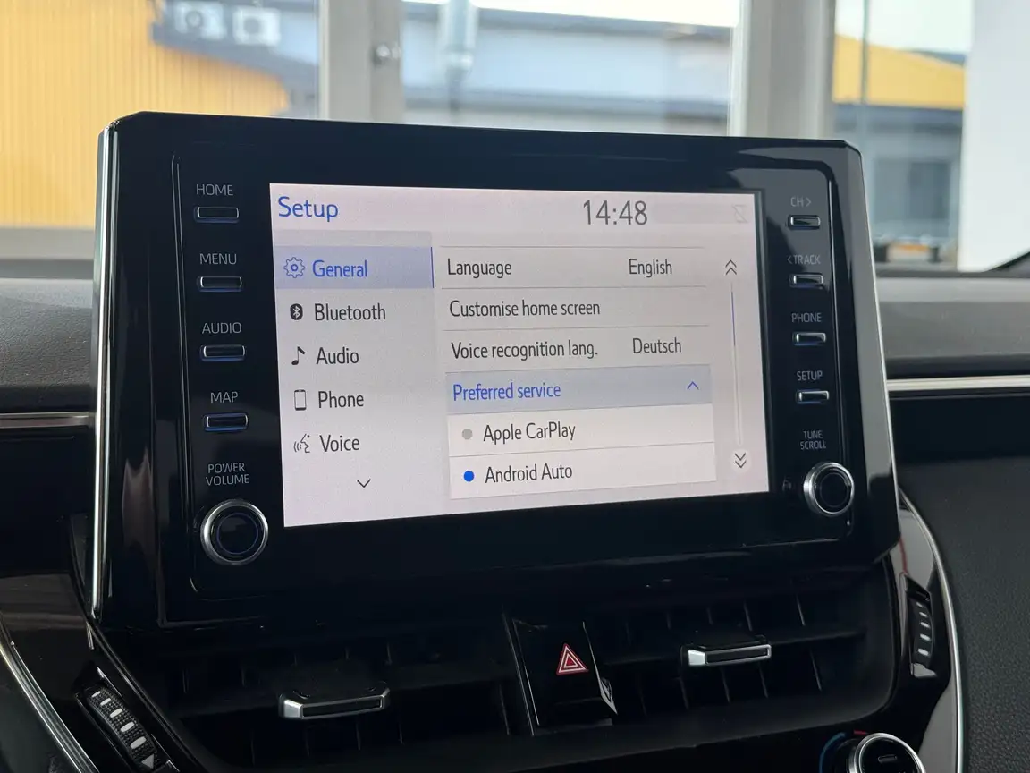 TOYOTA COROLLA