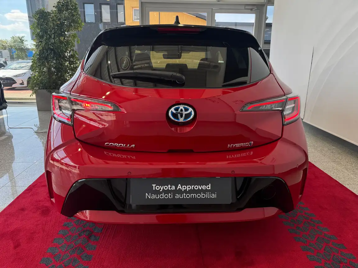 TOYOTA COROLLA