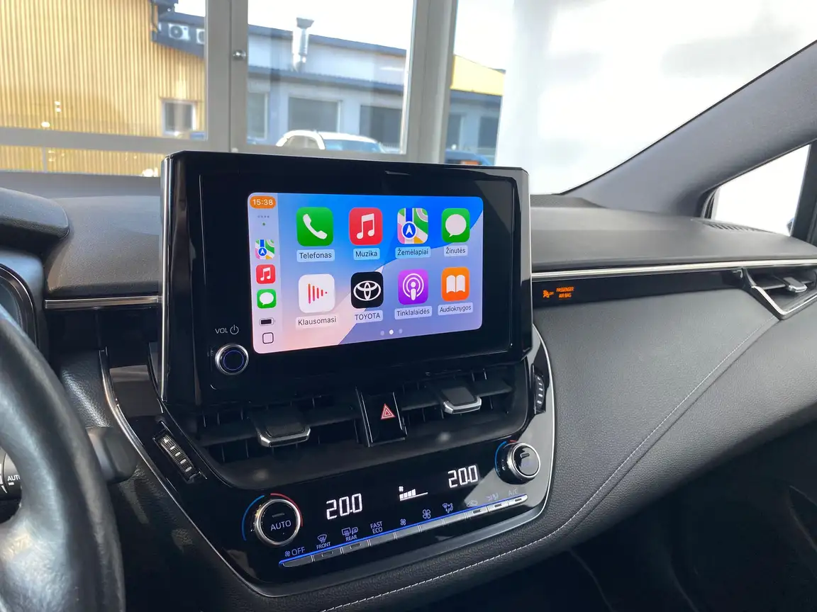 TOYOTA COROLLA