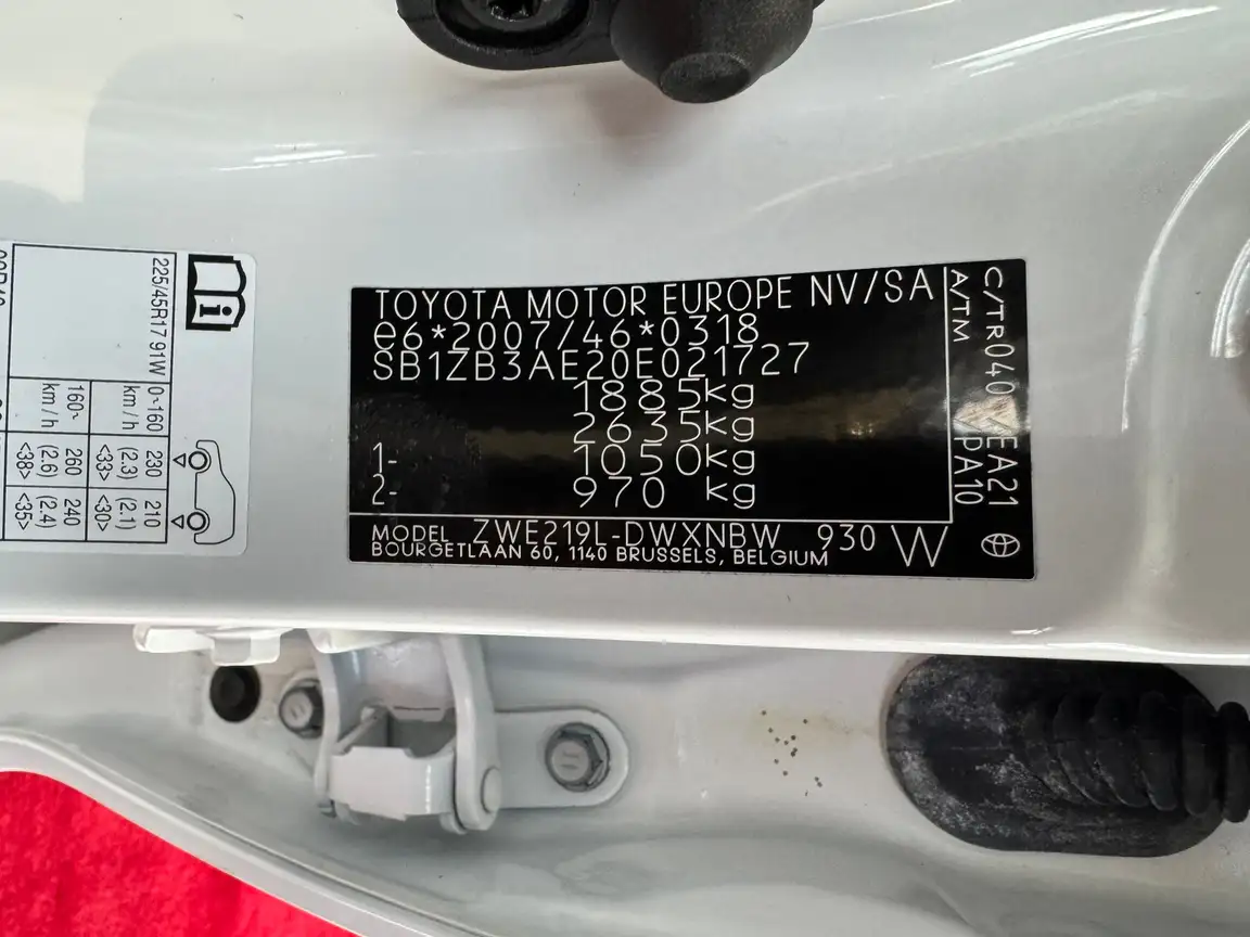 TOYOTA COROLLA