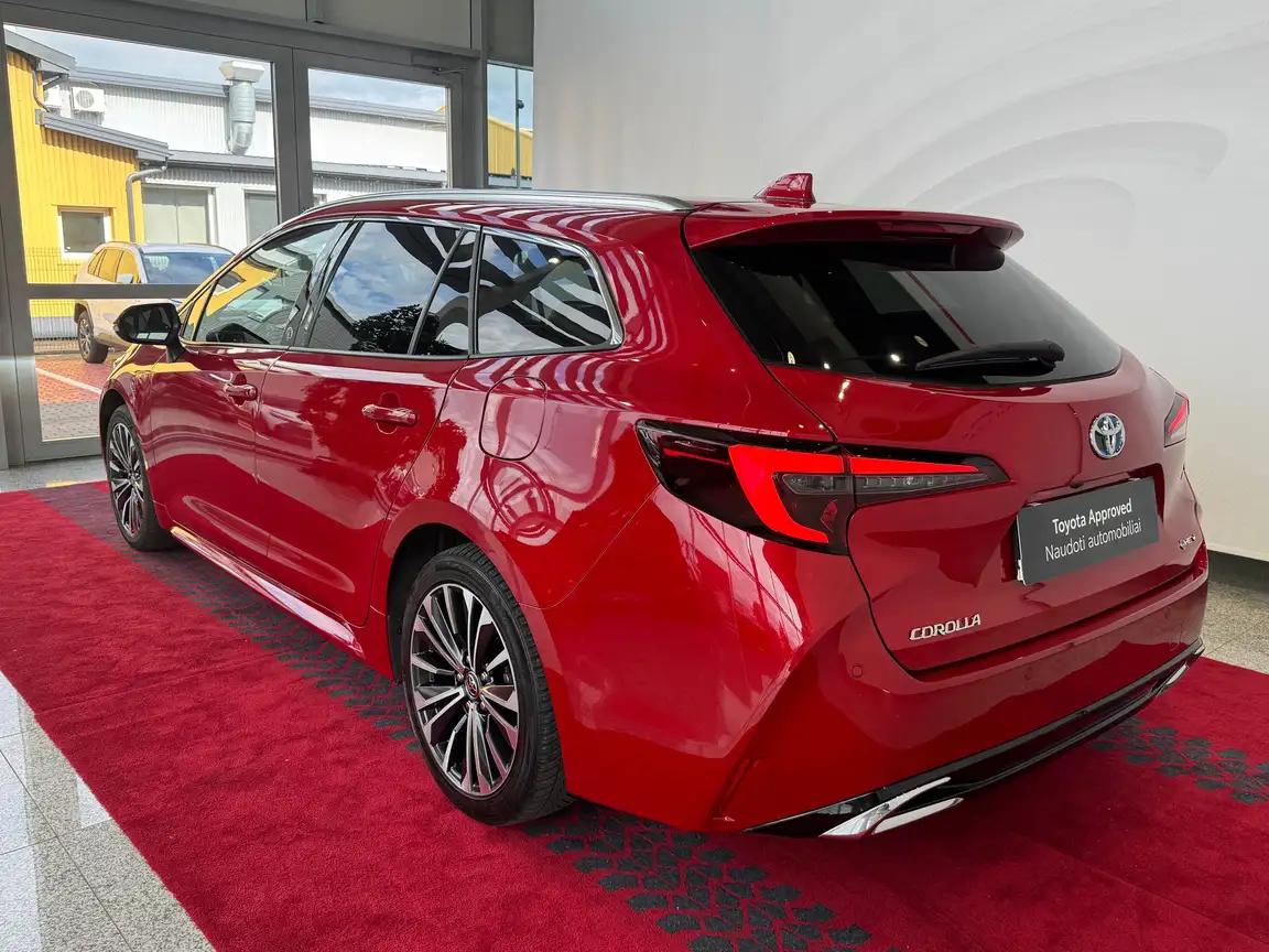TOYOTA COROLLA