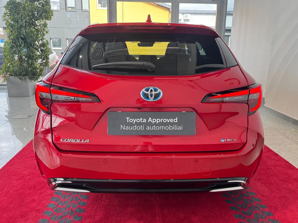 TOYOTA COROLLA