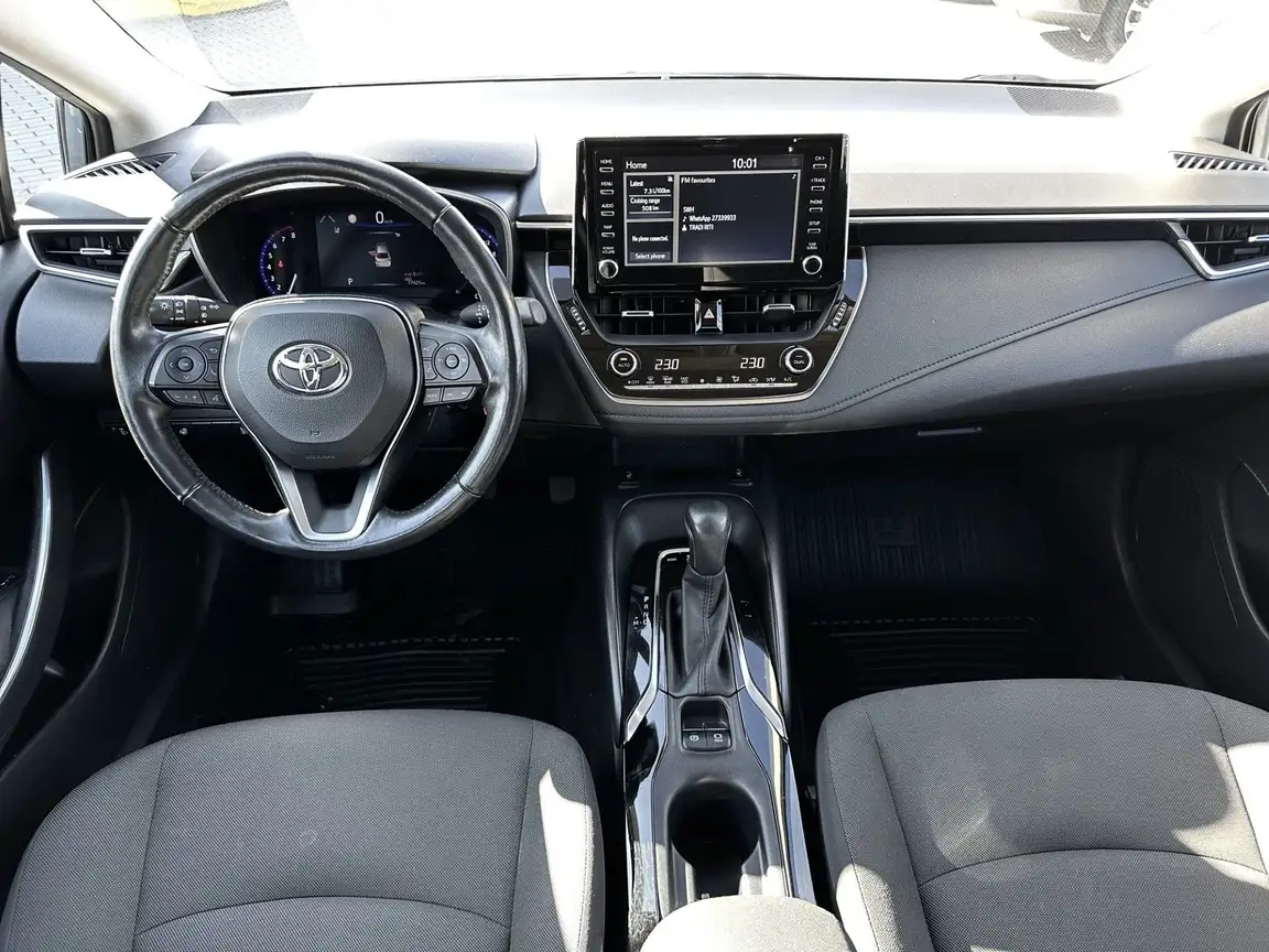 TOYOTA COROLLA