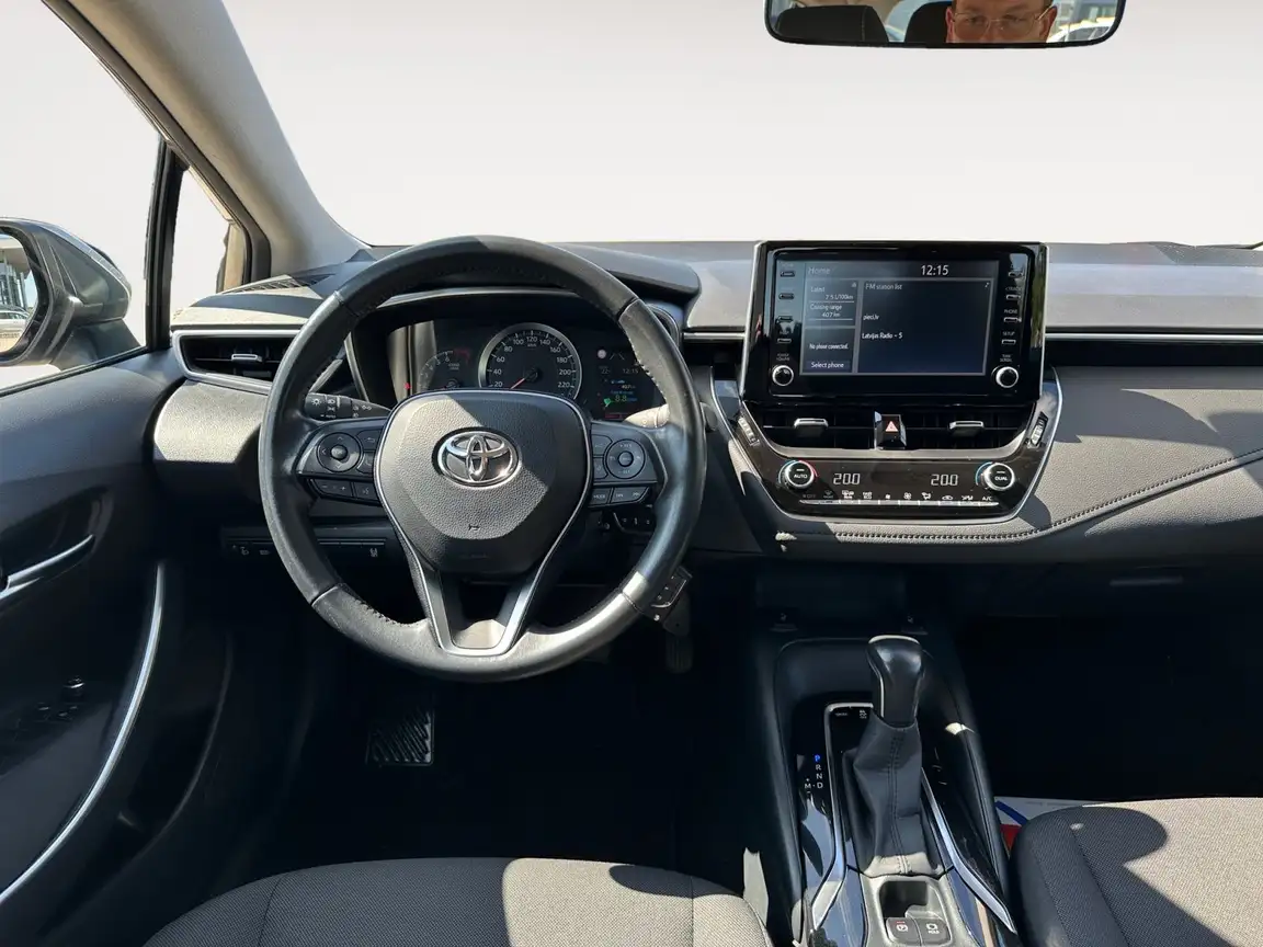 TOYOTA COROLLA
