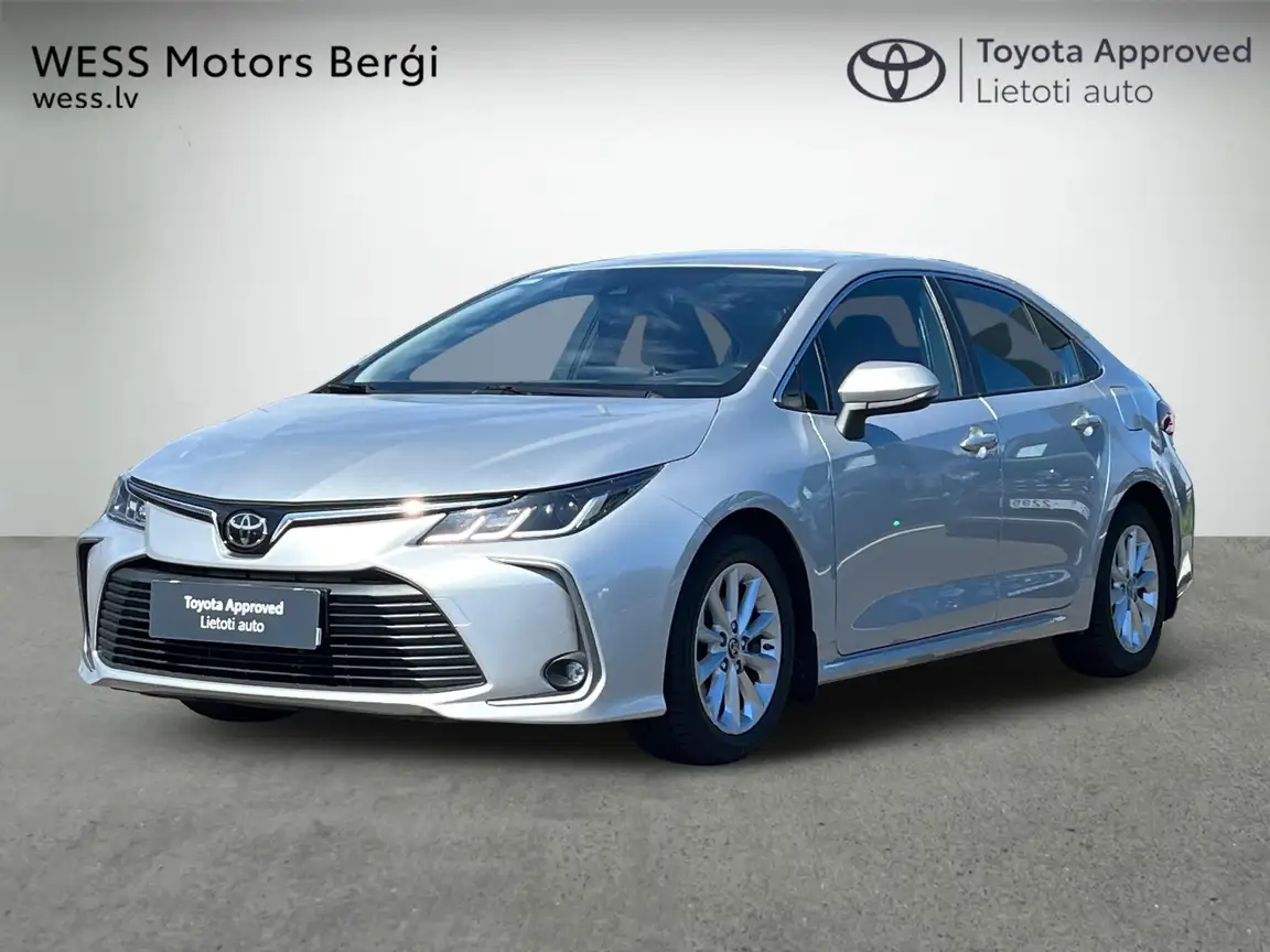 TOYOTA COROLLA