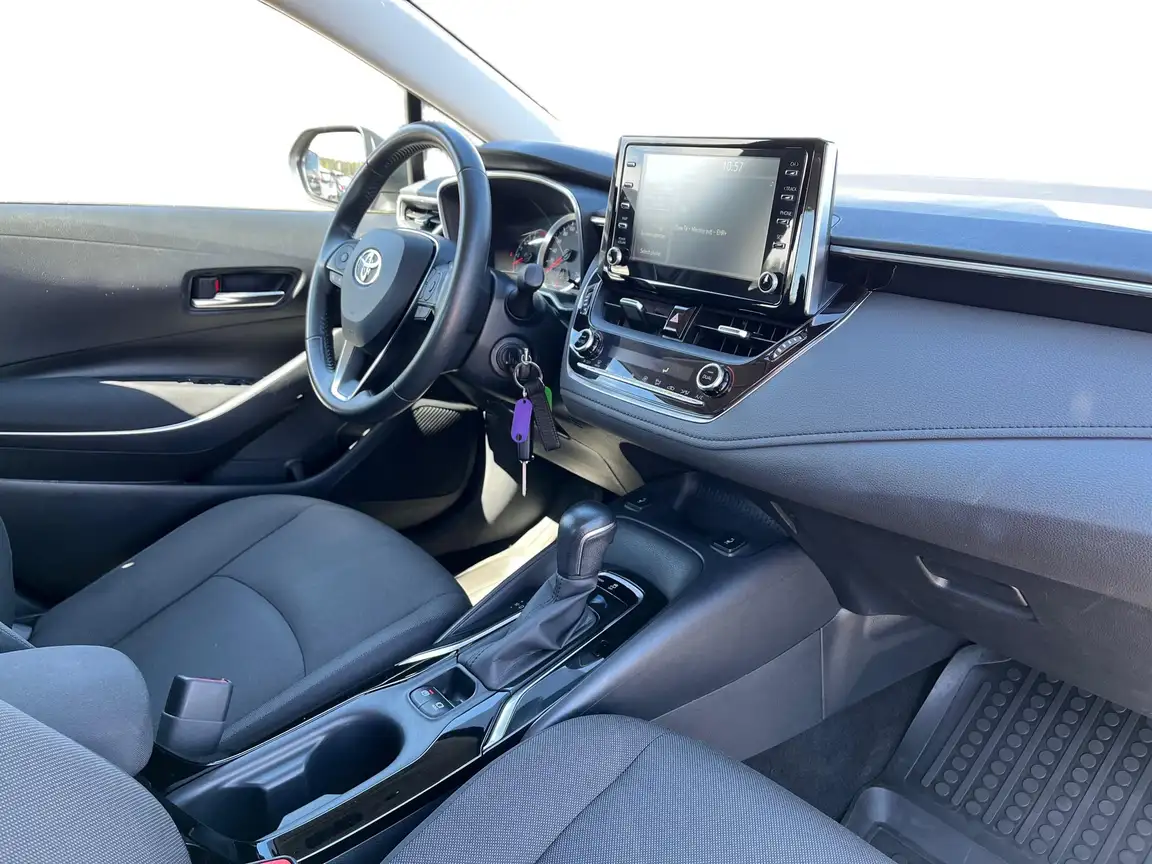 TOYOTA COROLLA