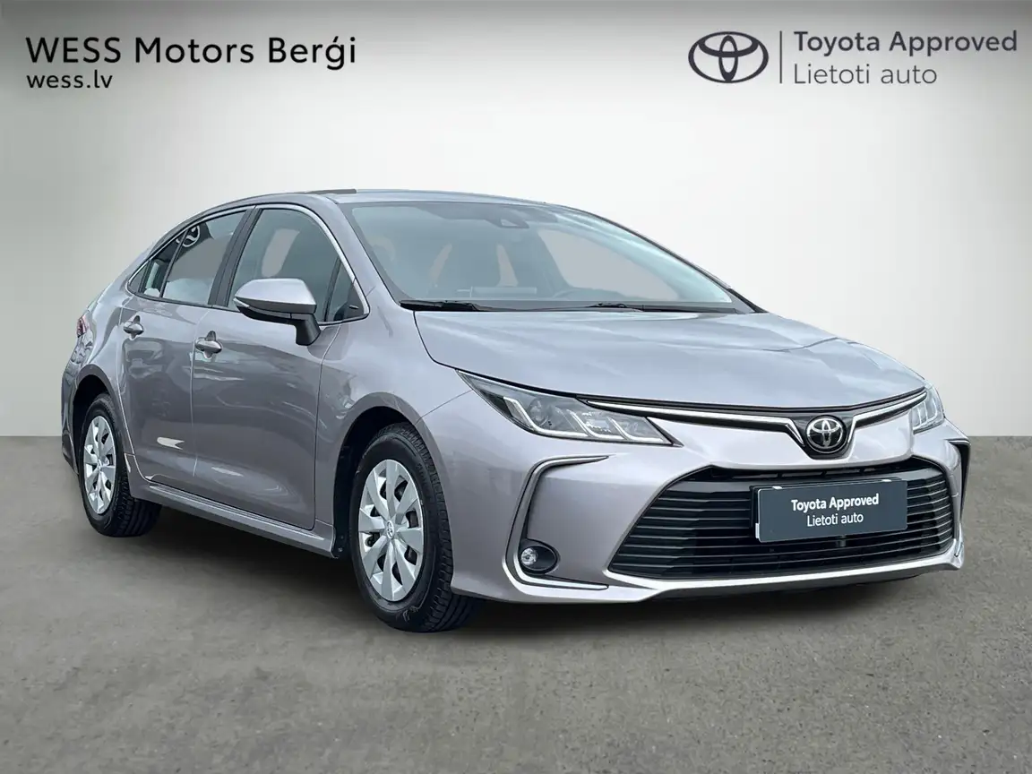 TOYOTA COROLLA