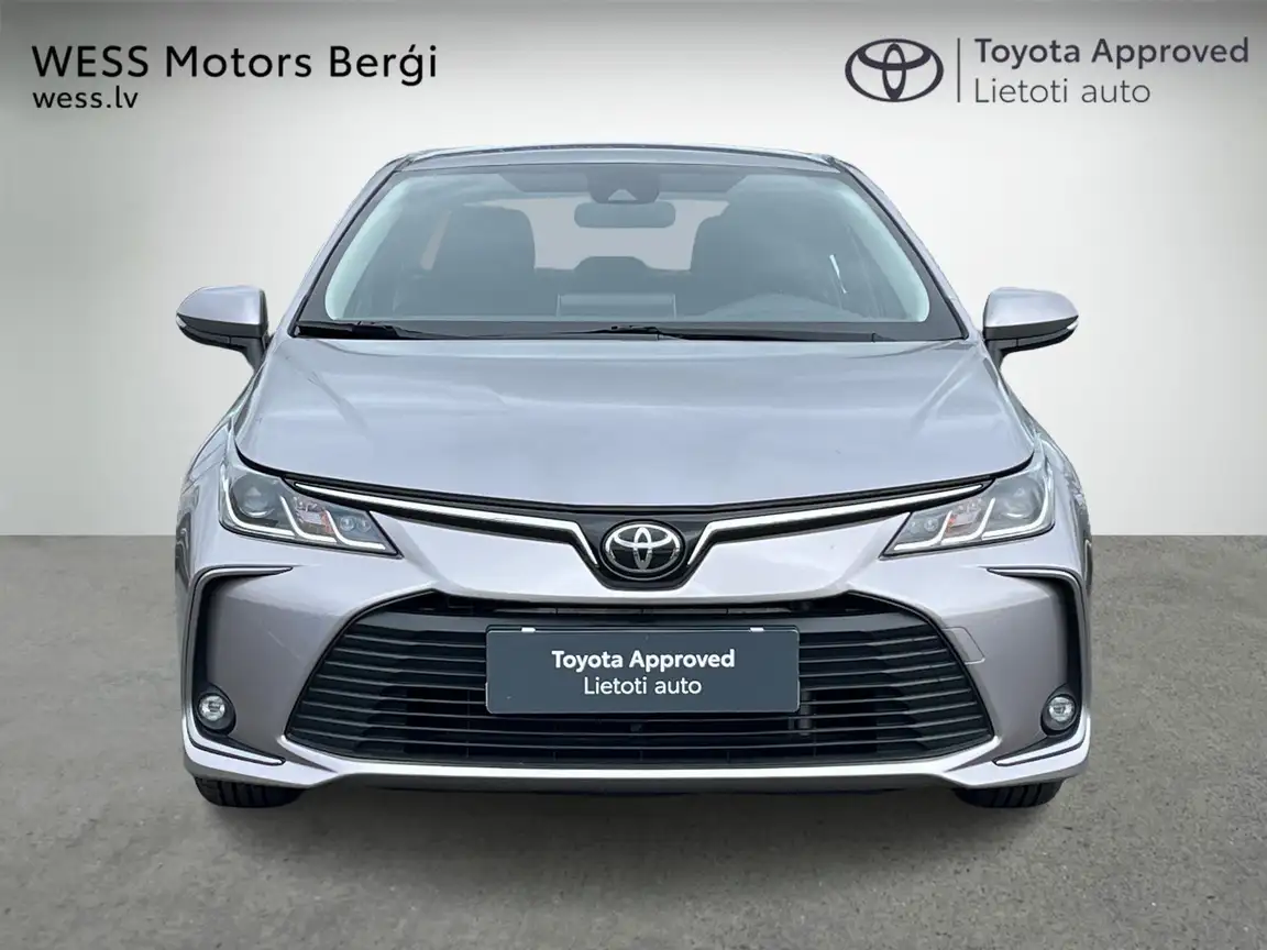 TOYOTA COROLLA