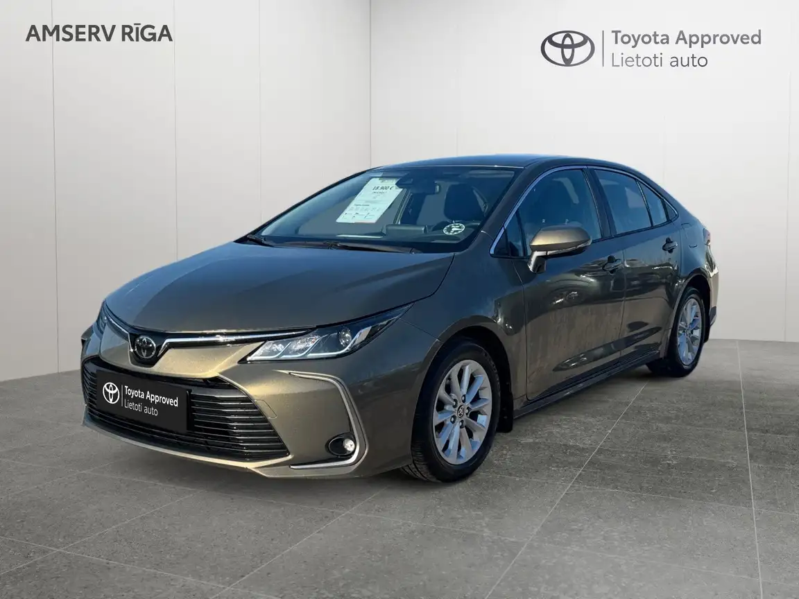TOYOTA COROLLA