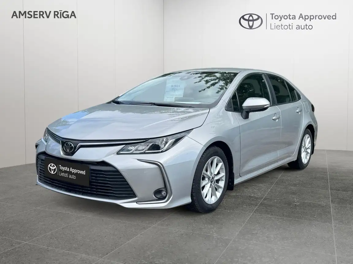TOYOTA COROLLA