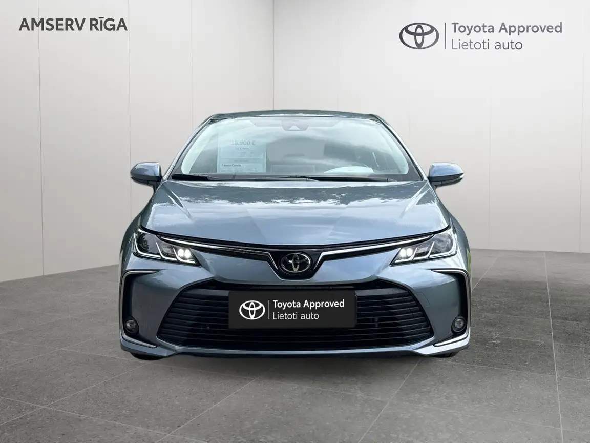 TOYOTA COROLLA