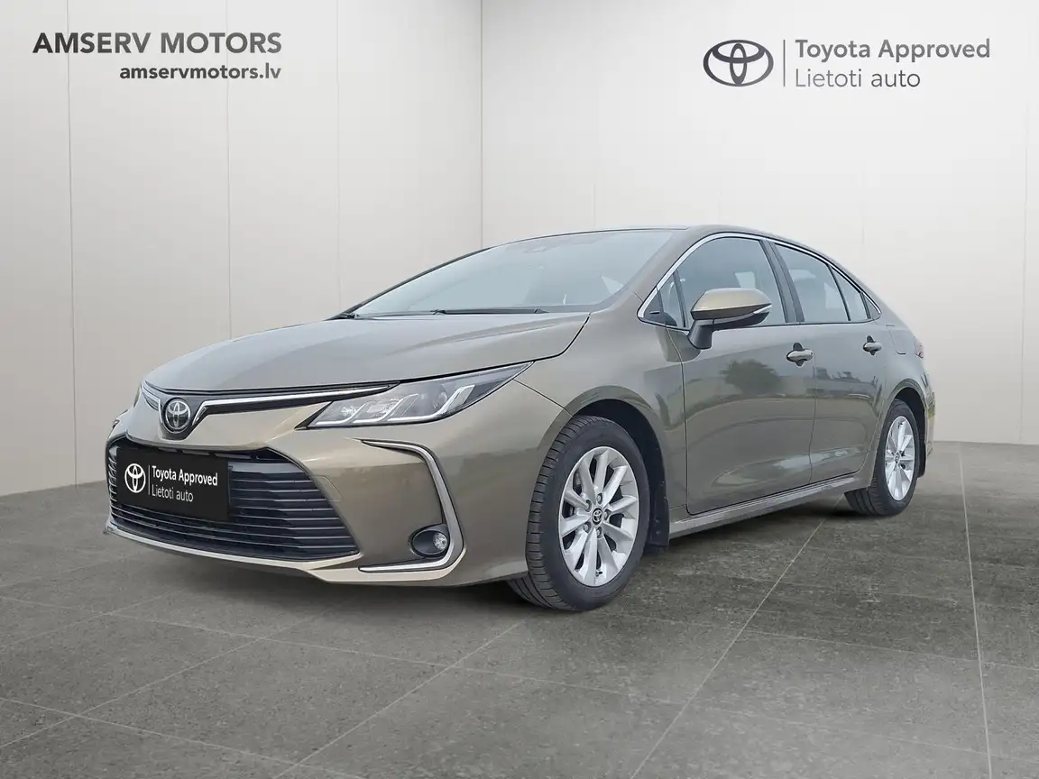 TOYOTA COROLLA