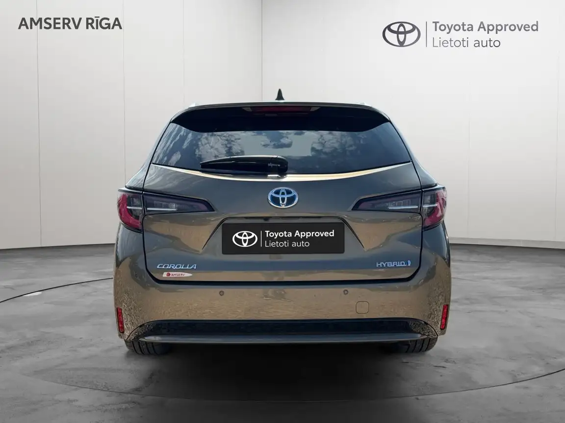 TOYOTA COROLLA