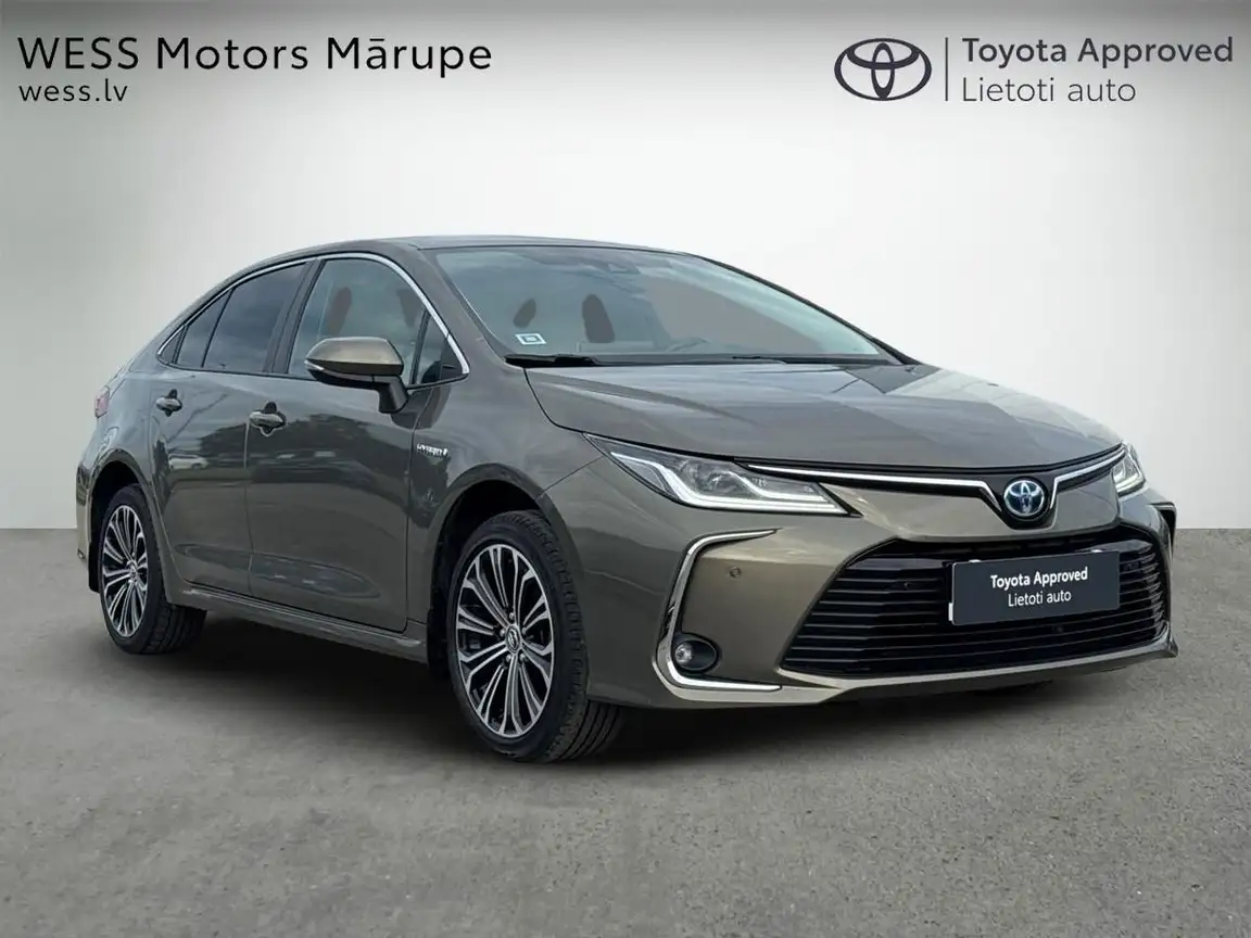 TOYOTA COROLLA