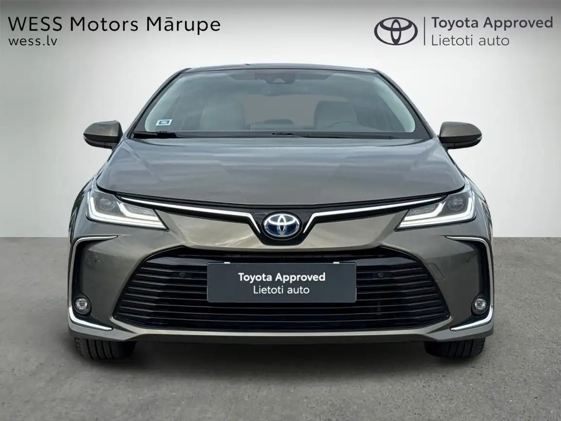 TOYOTA COROLLA