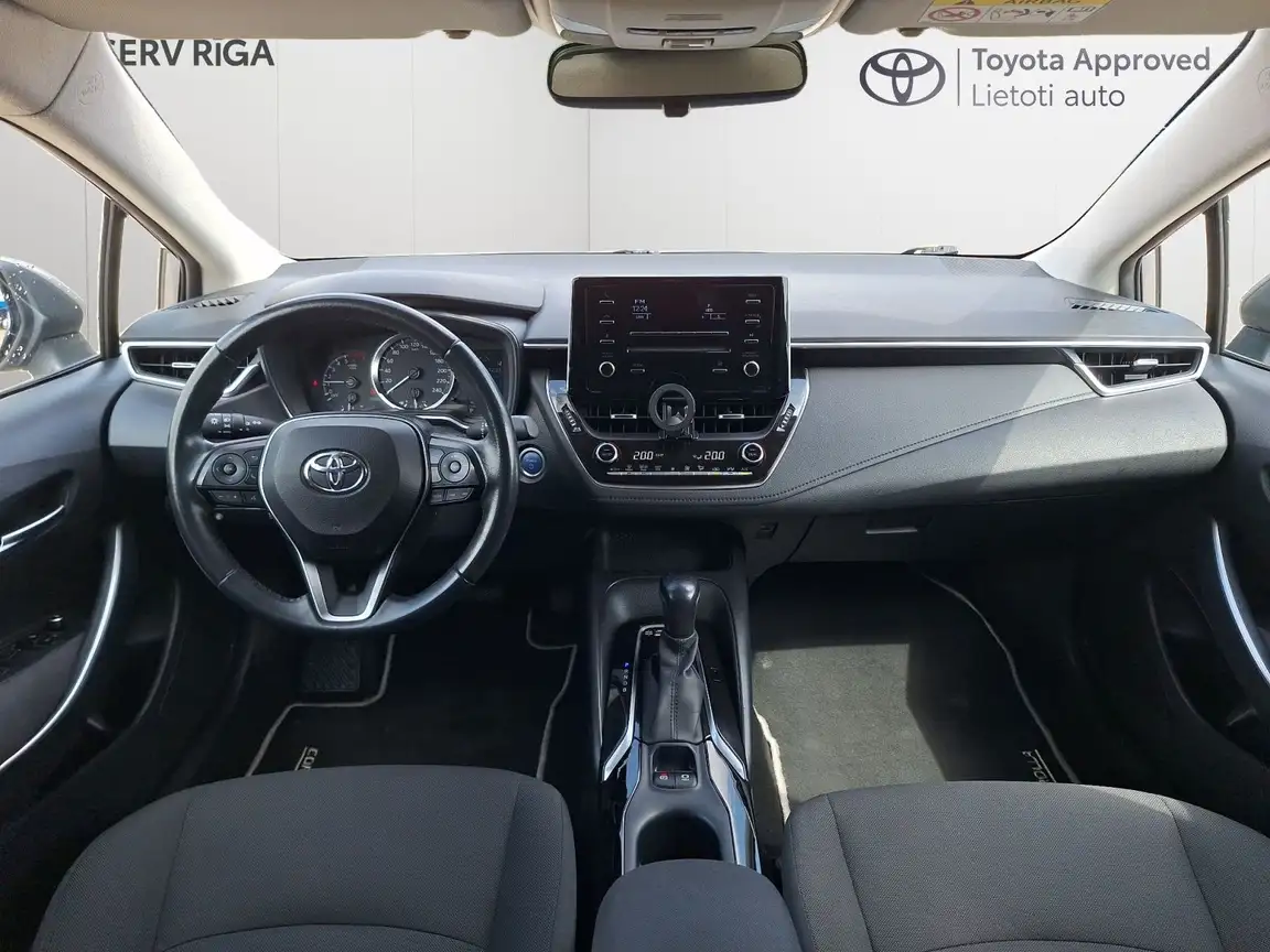 TOYOTA COROLLA