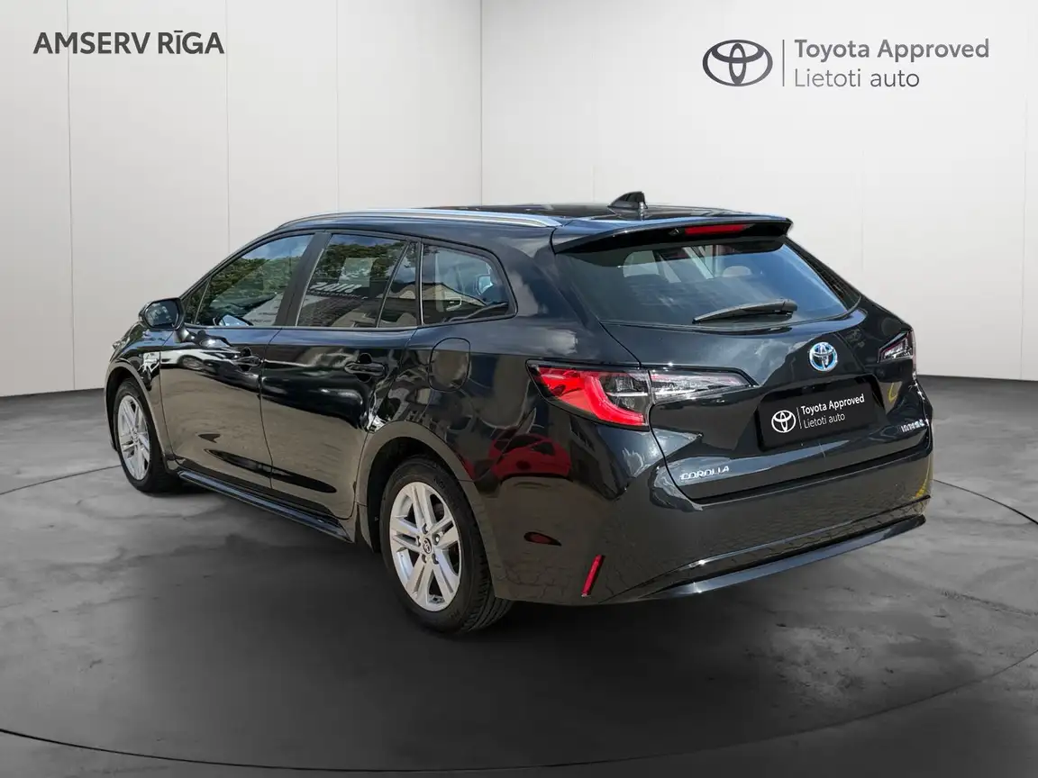 TOYOTA COROLLA