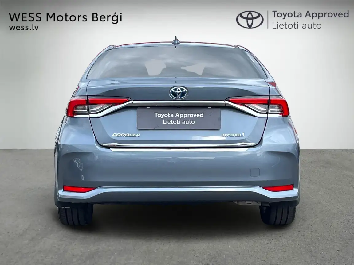 TOYOTA COROLLA
