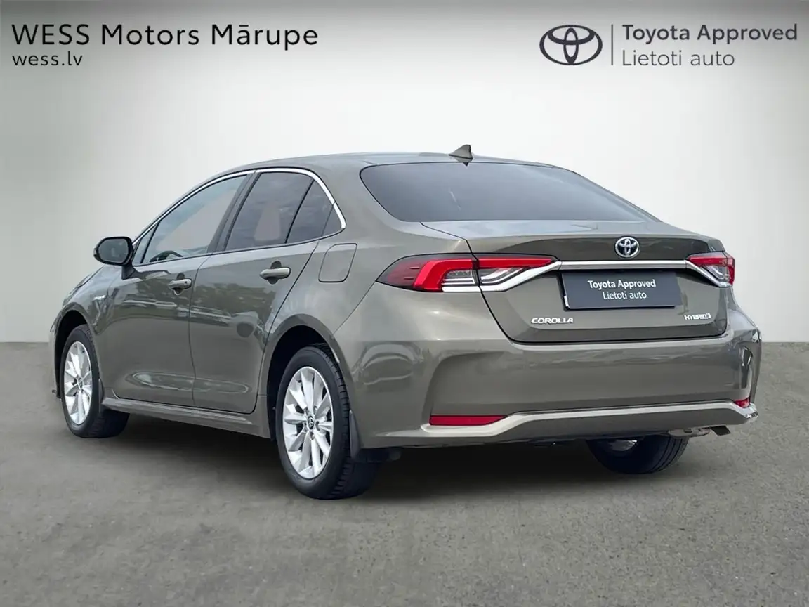 TOYOTA COROLLA