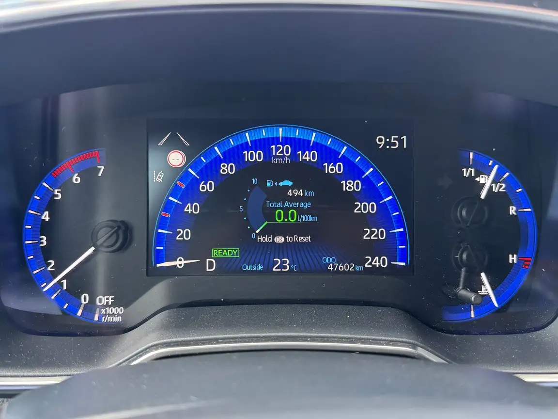TOYOTA COROLLA
