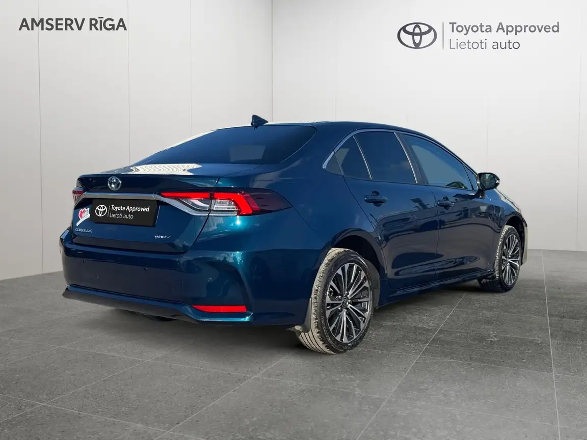 TOYOTA COROLLA