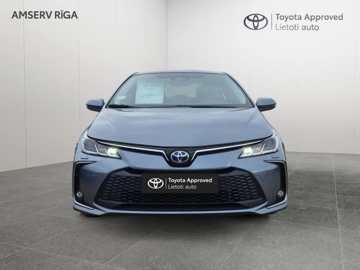 TOYOTA COROLLA