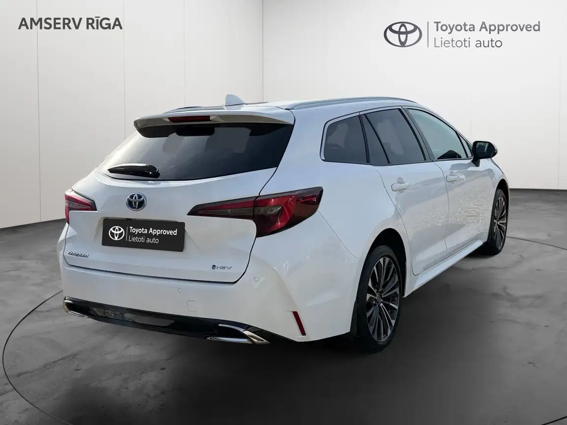 TOYOTA COROLLA