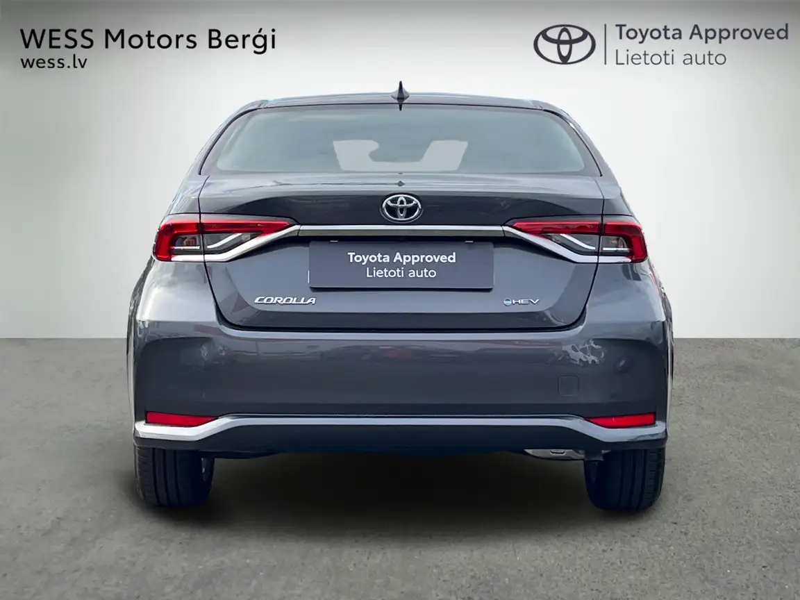 TOYOTA COROLLA
