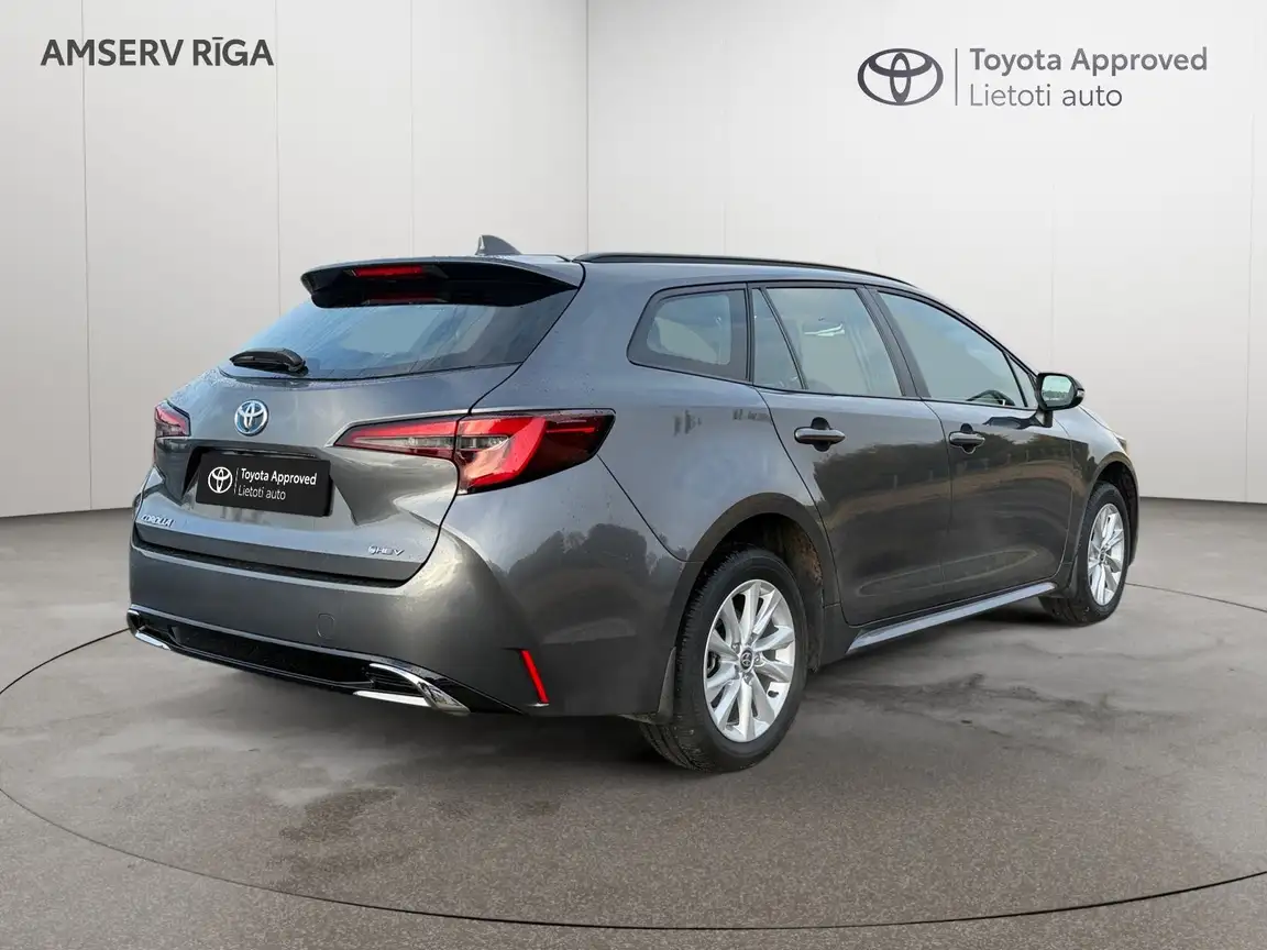 TOYOTA COROLLA