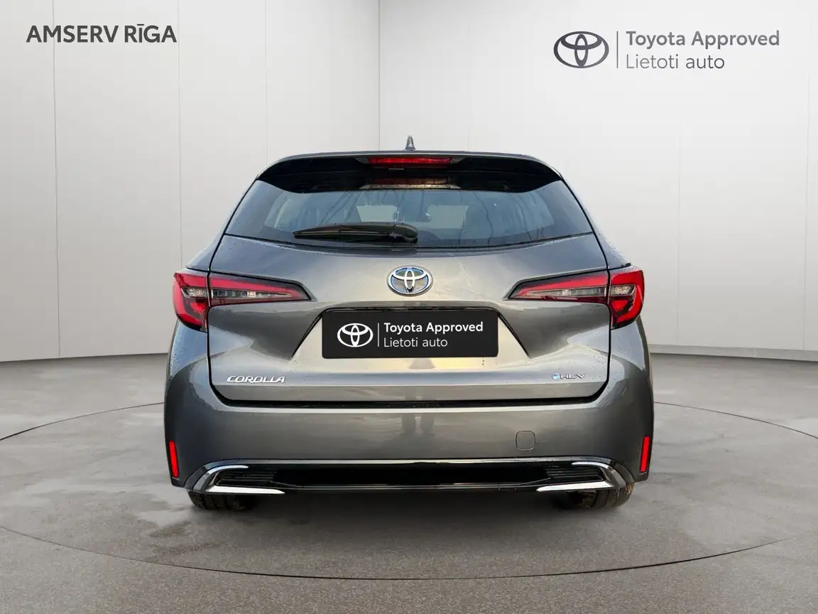 TOYOTA COROLLA