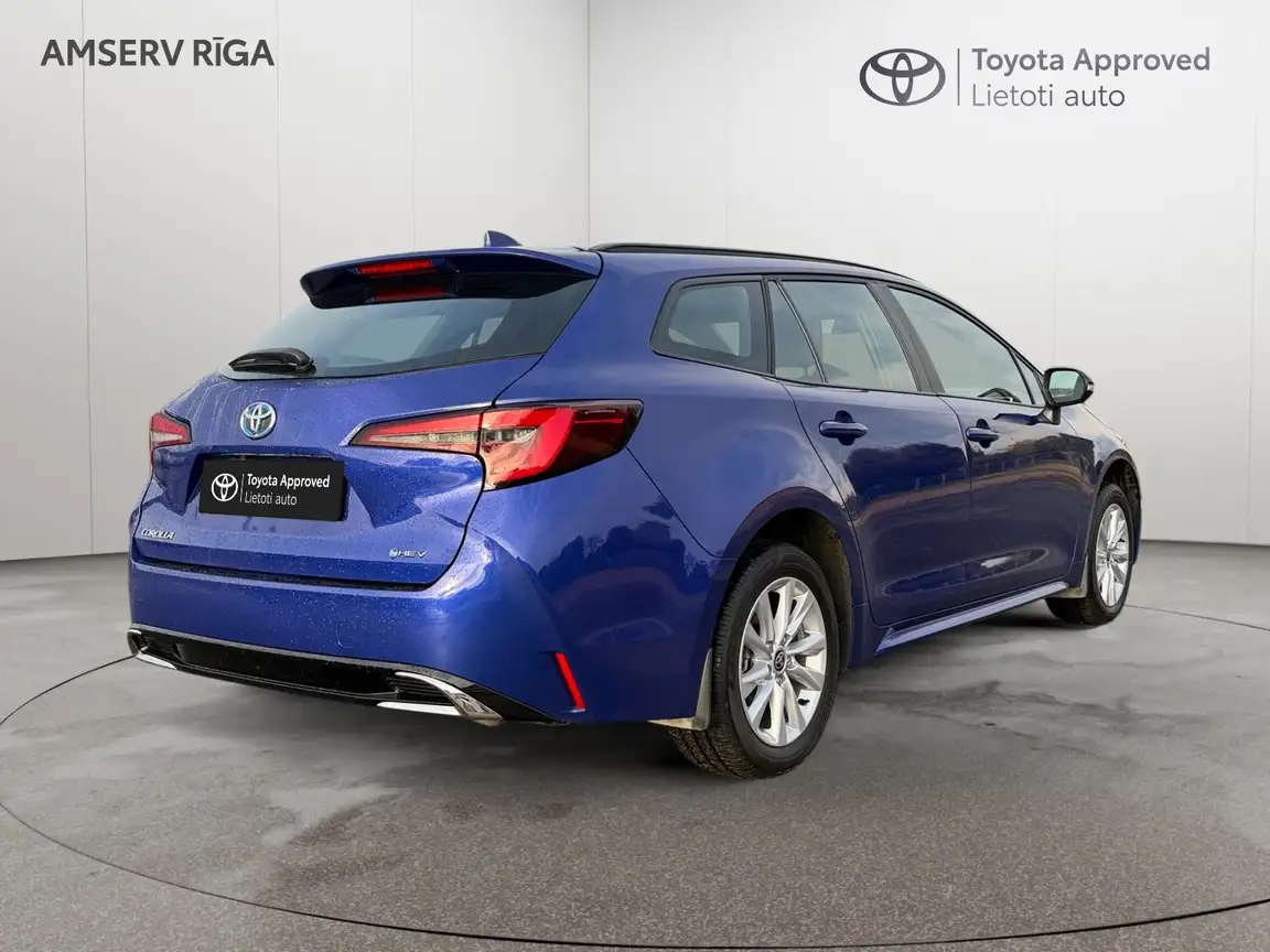 TOYOTA COROLLA