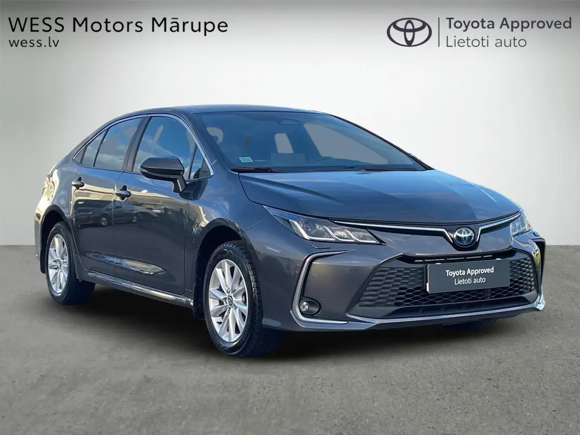 TOYOTA COROLLA