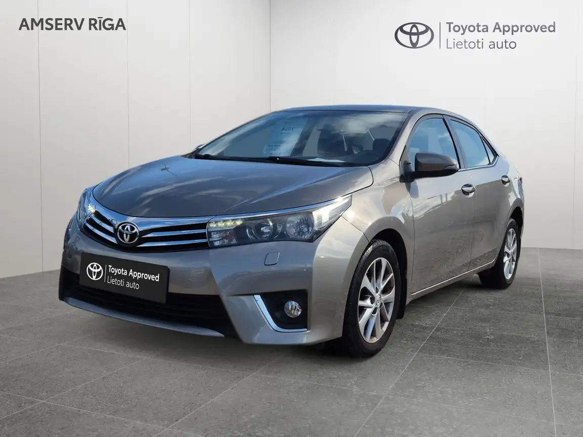 TOYOTA COROLLA