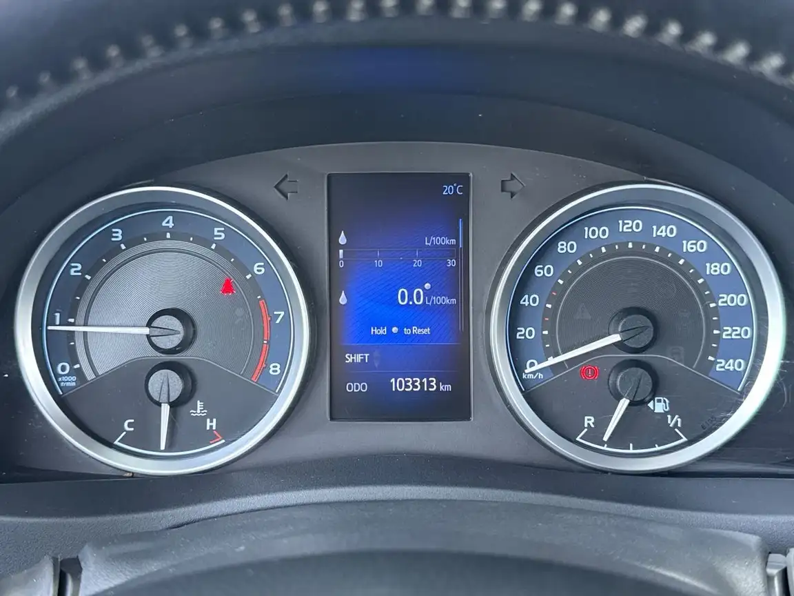 TOYOTA COROLLA