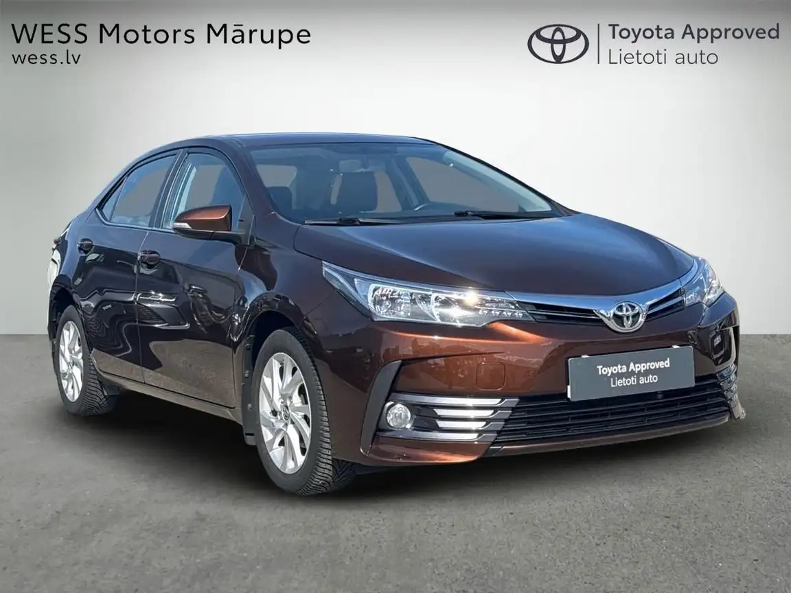 TOYOTA COROLLA