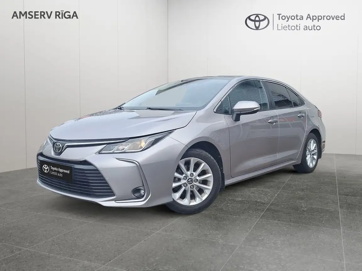 TOYOTA COROLLA