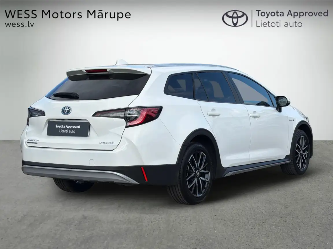 TOYOTA COROLLA