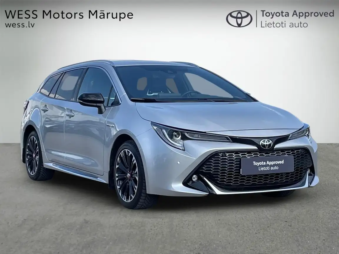 TOYOTA COROLLA